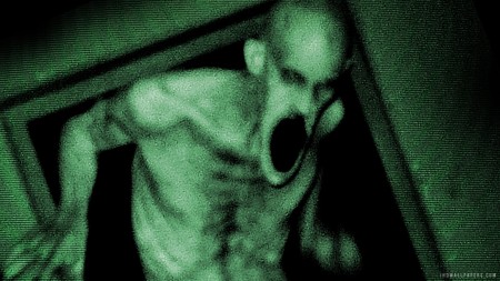 Đối Đầu Quỷ Dữ 2 - Grave Encounters 2